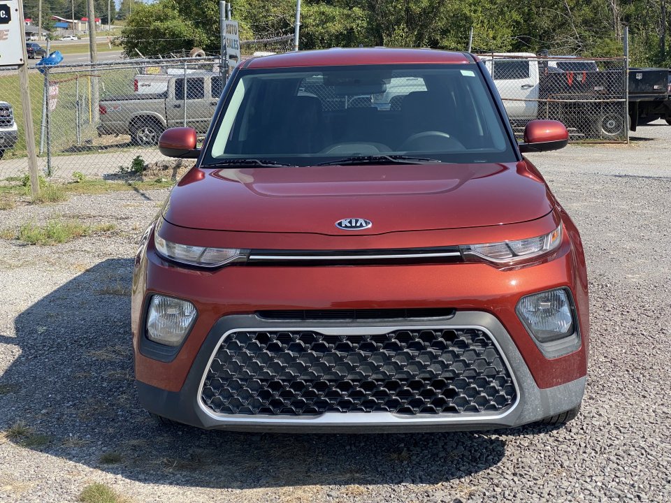 Used 2021 Kia Soul LX image 2