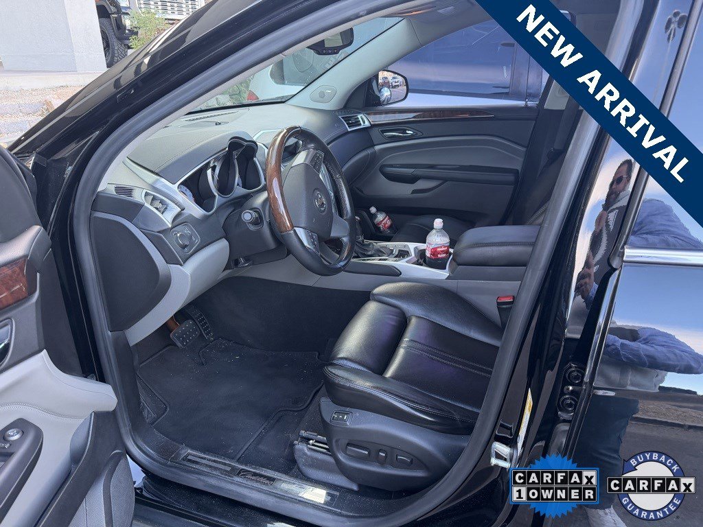 Used 2011 Cadillac SRX Luxury image 5