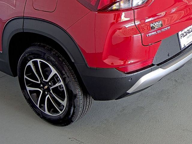 New 2026 Chevrolet TrailBlazer LT w/ Convenience Package FWD image 9