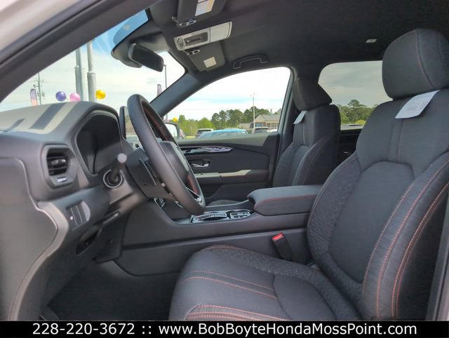 New 2026 Honda Pilot Sport image 13