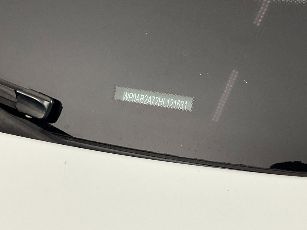 Used 2017 Porsche Panamera 4S image 31