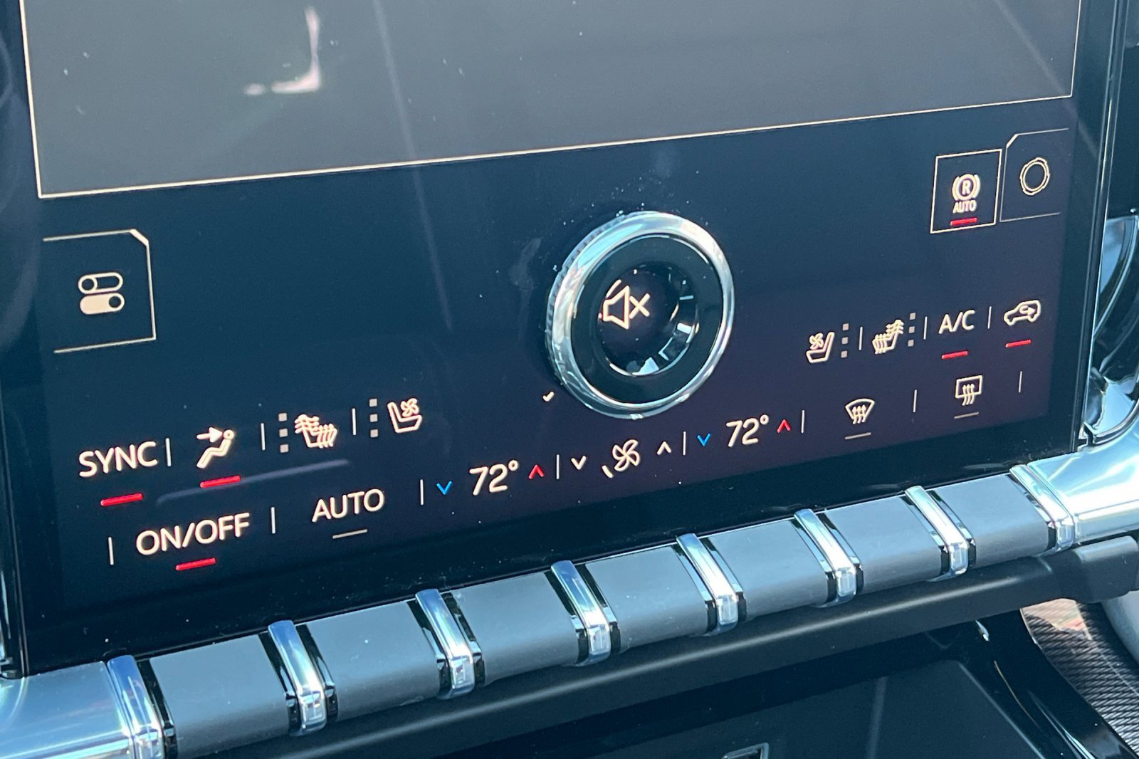 New 2026 GMC Yukon Elevation w/ Elevation Premium Package image 22