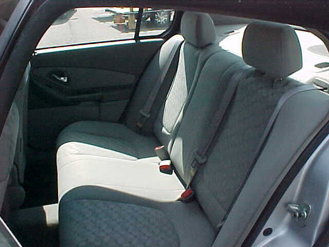 Used 2005 Chevrolet Malibu LS image 10