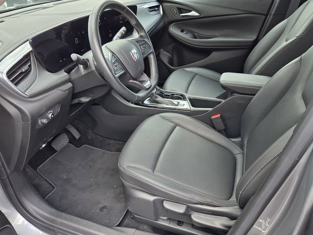 Certified 2024 Buick Encore GX Sport Touring w/ Advanced Technology Package FWD image 9