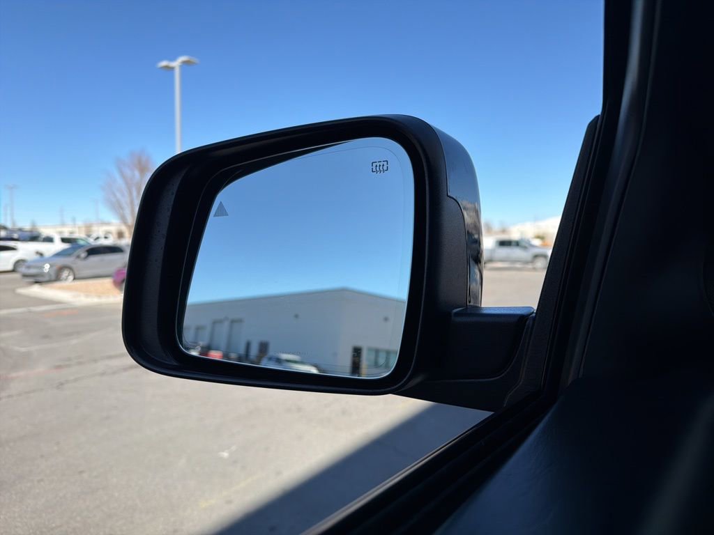 Certified 2022 Dodge Durango R/T image 4