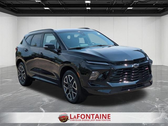 Used 2025 Chevrolet Blazer RS FWD image 7