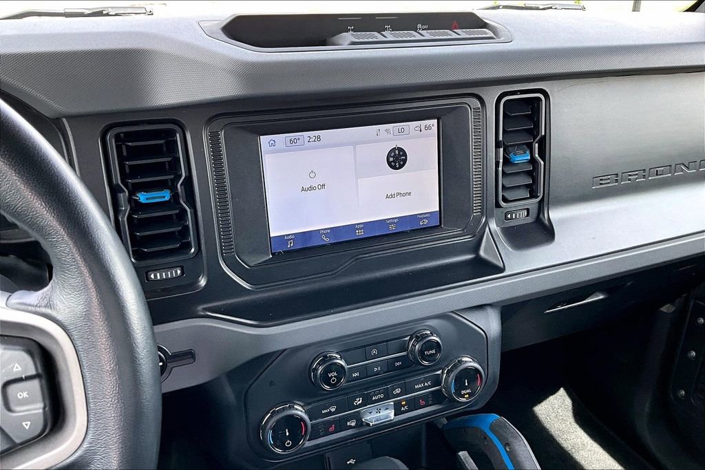 Used 2022 Ford Bronco Black Diamond image 6