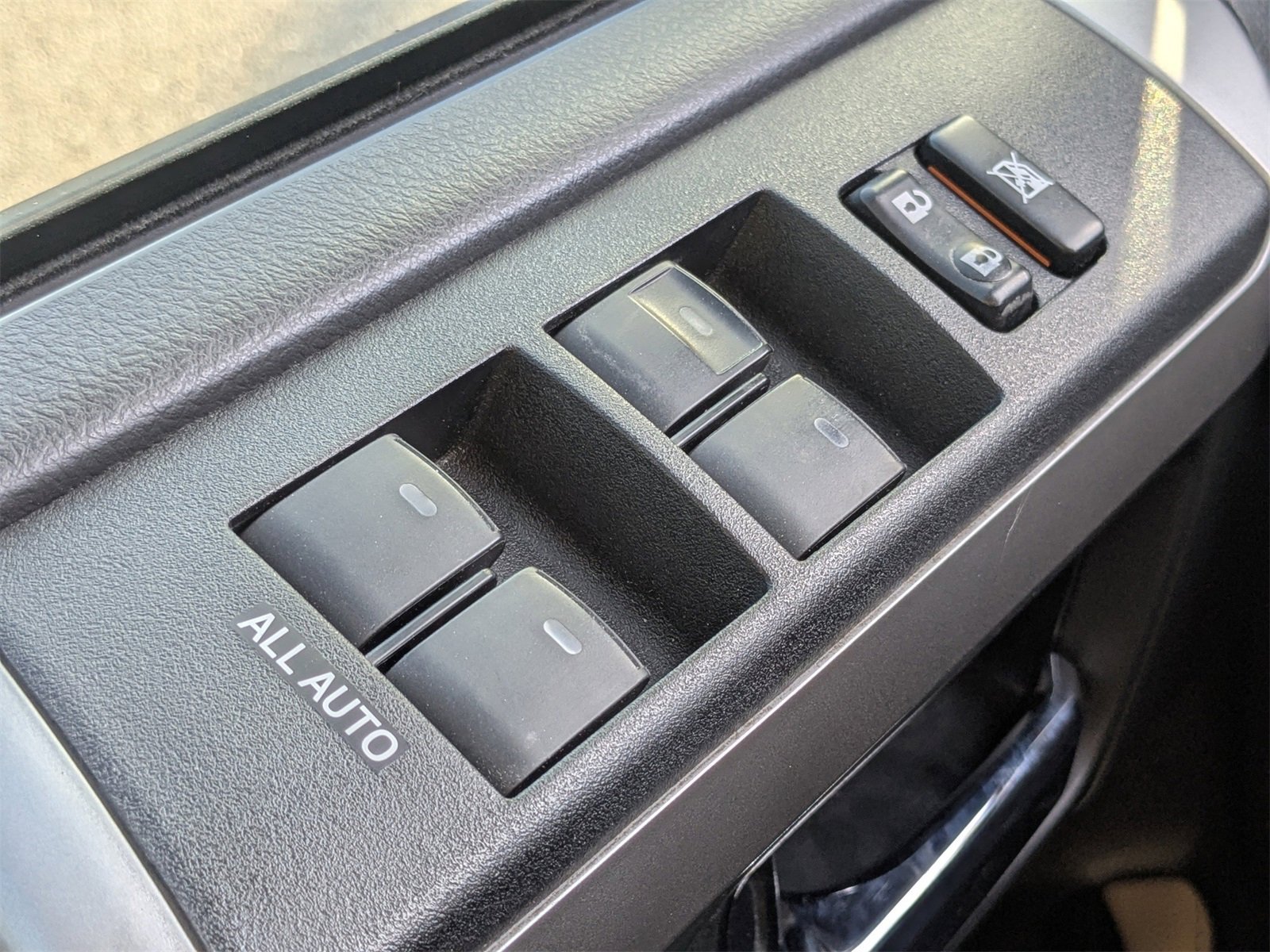 Used 2019 Toyota 4Runner SR5 Premium image 24