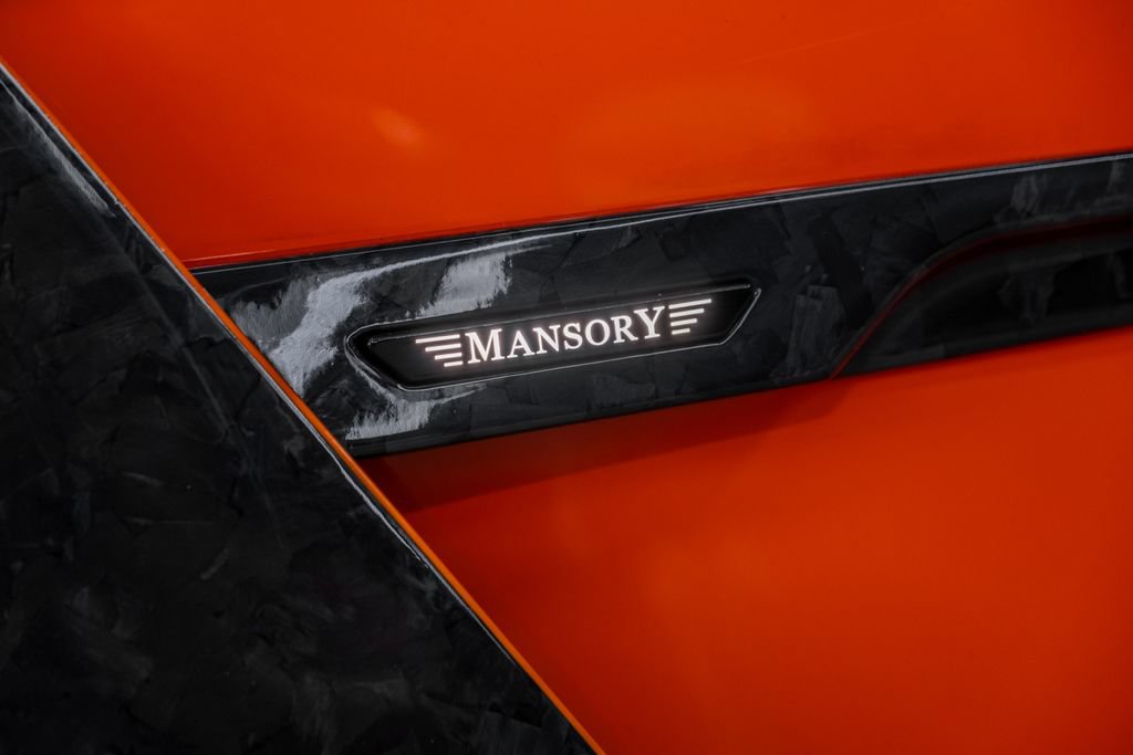 Used 2024 Lamborghini Revuelto AWD/4WD image 36