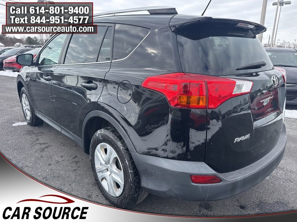 Used 2015 Toyota RAV4 LE image 4