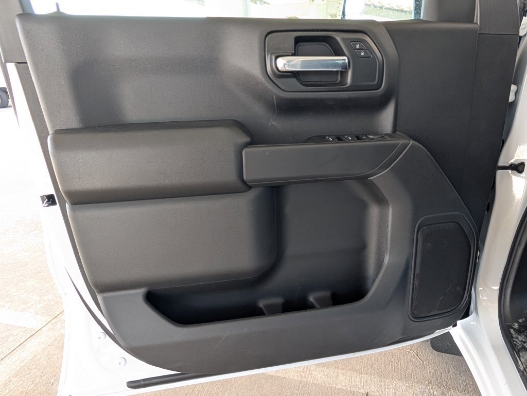 New 2026 Chevrolet Silverado 1500 Custom RWD image 12