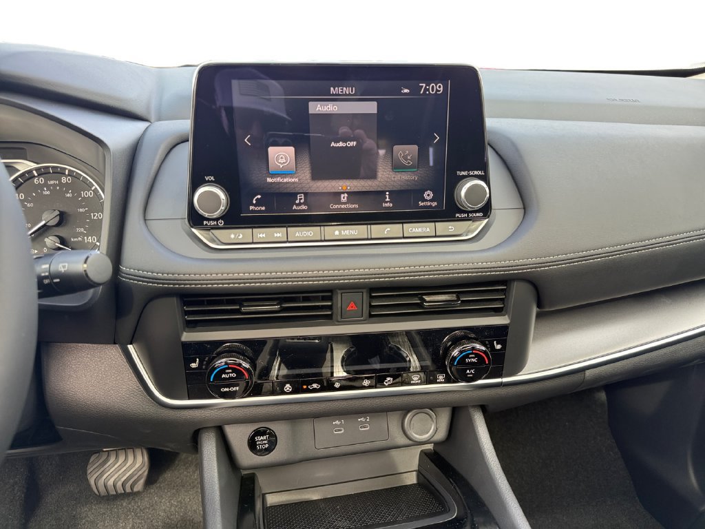 New 2027 Nissan Rogue Dark Armor AWD/4WD image 11
