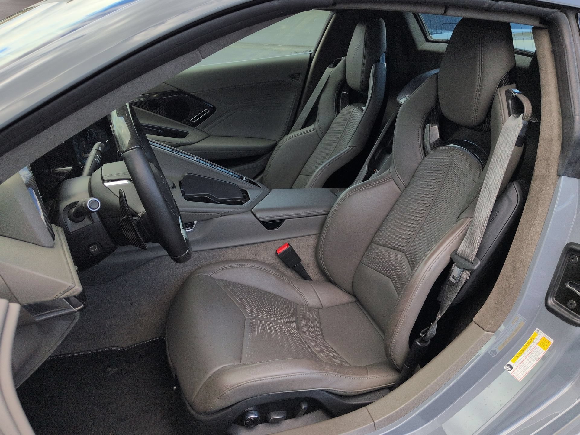Certified 2024 Chevrolet Corvette E-Ray AWD/4WD image 19