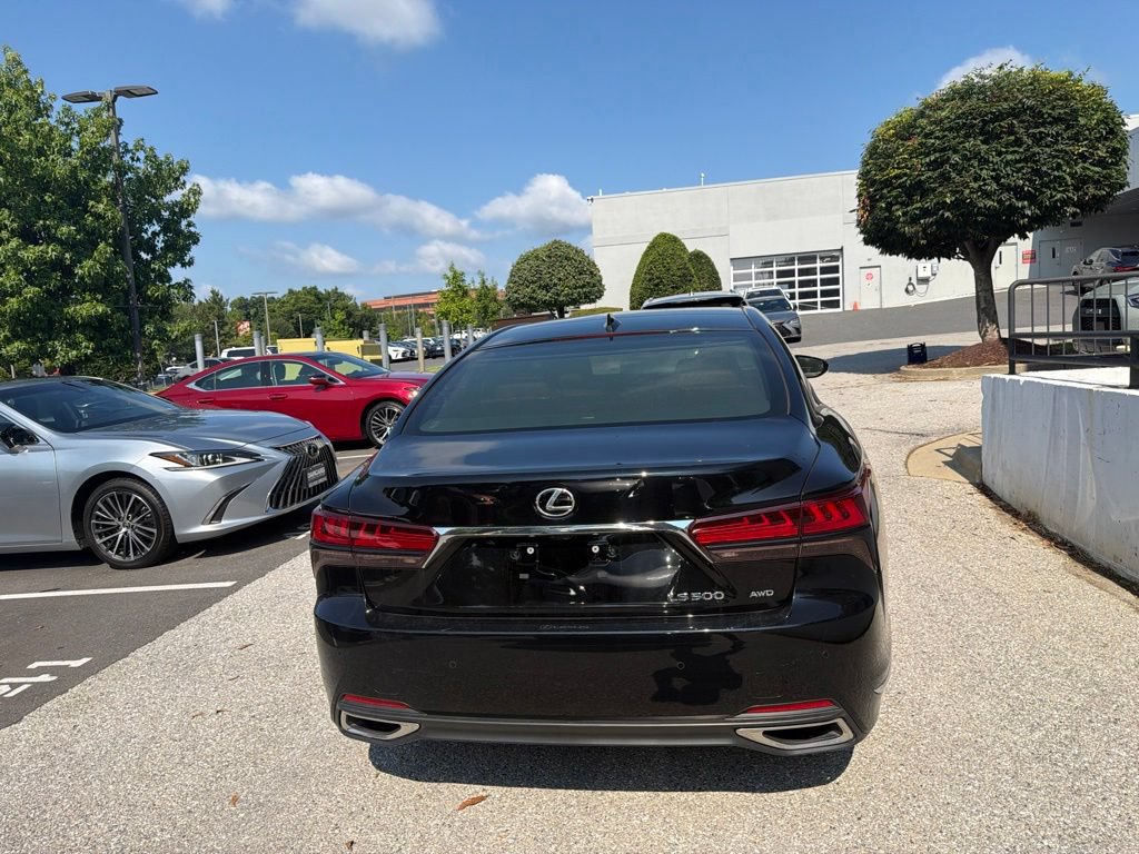 Used 2023 Lexus LS 500 AWD w/ Luxury Package image 13