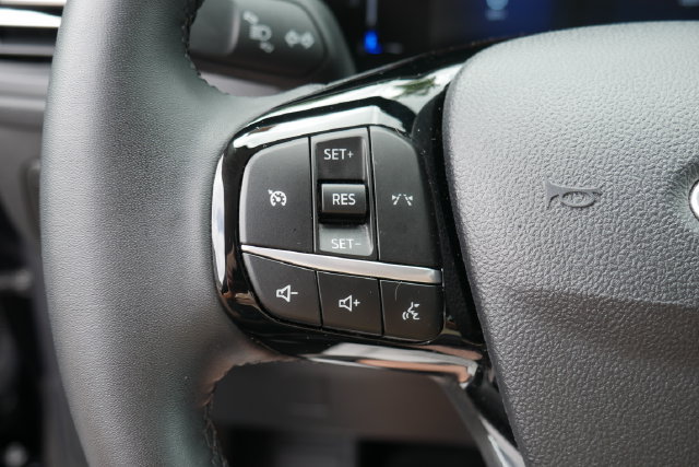 Used 2023 Ford Escape Active AWD/4WD image 17