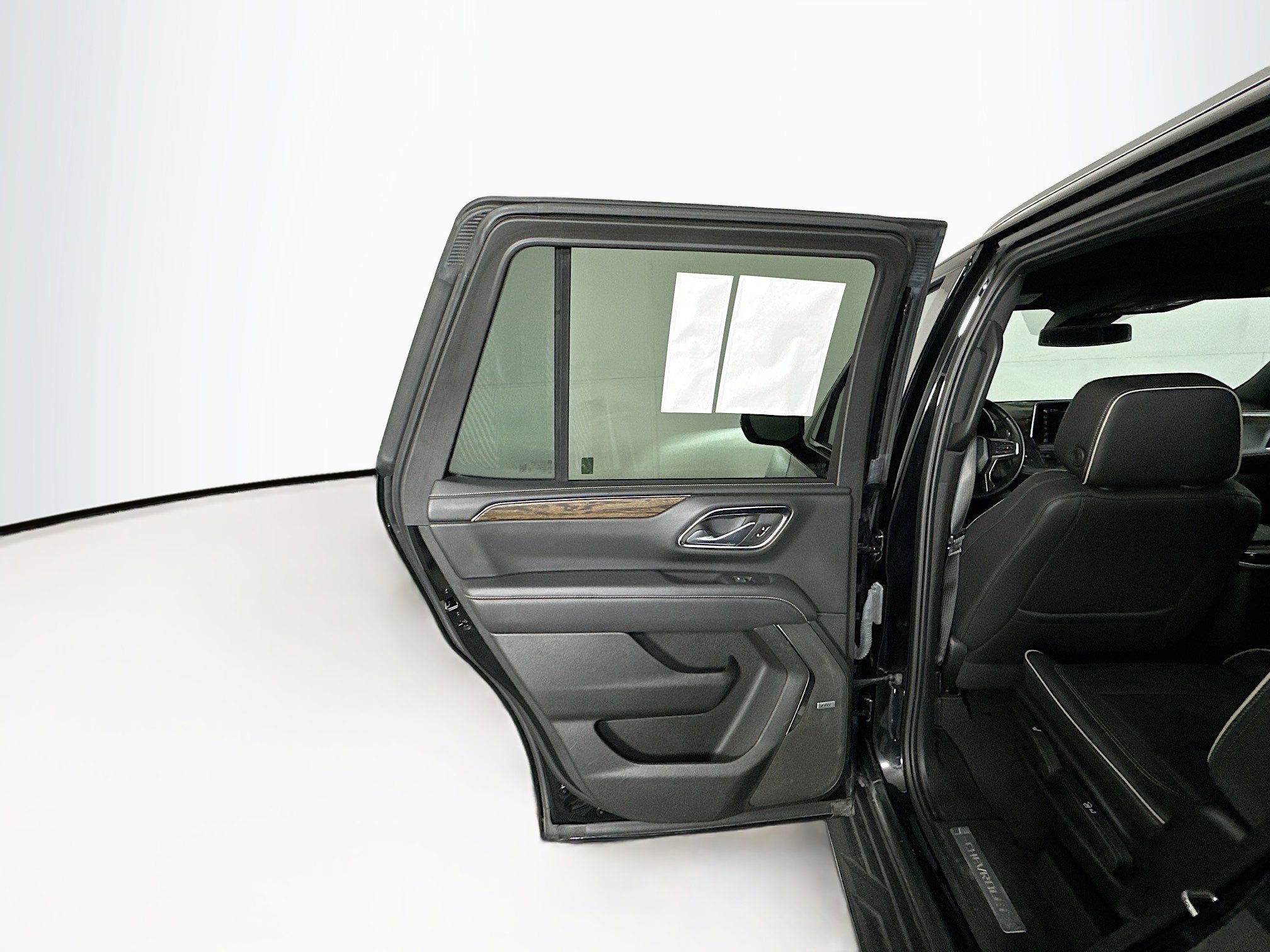 Used 2024 Chevrolet Tahoe Premier image 25