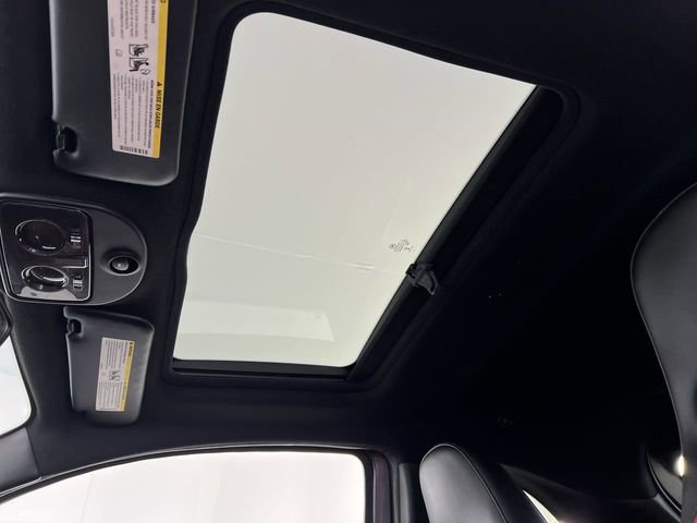 Used 2018 FIAT 500 Abarth w/ Popular Equipment Package image 17