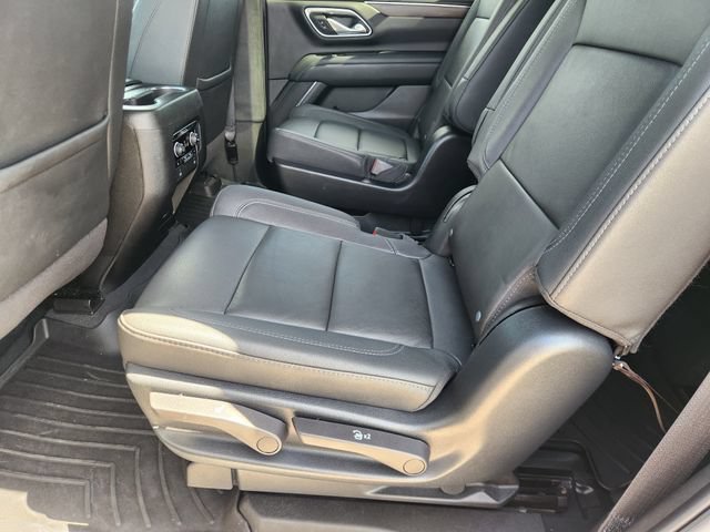Used 2023 Chevrolet Tahoe Z71 w/ Luxury Package AWD/4WD image 30