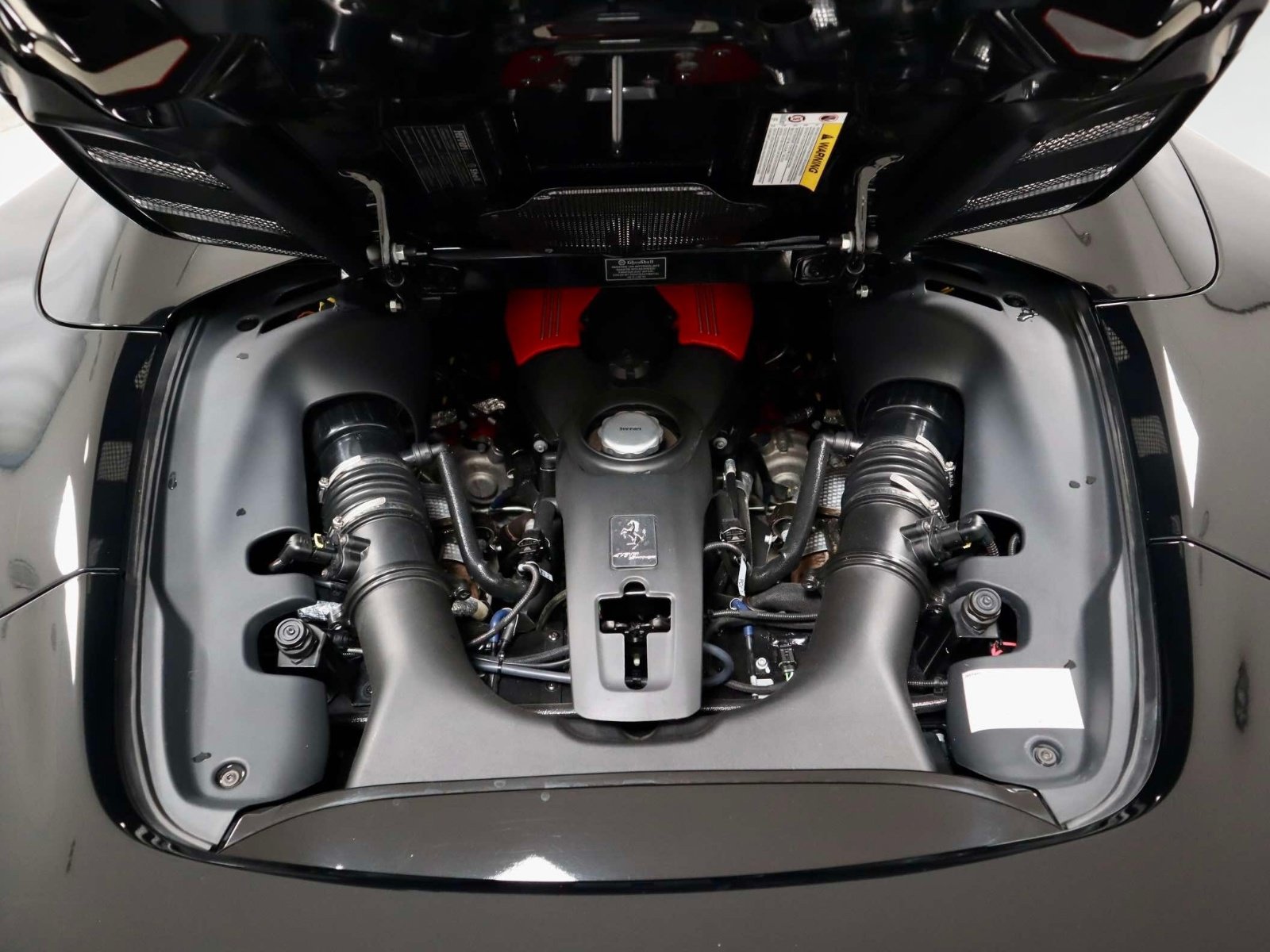 Certified 2019 Ferrari 488 Spider RWD image 14