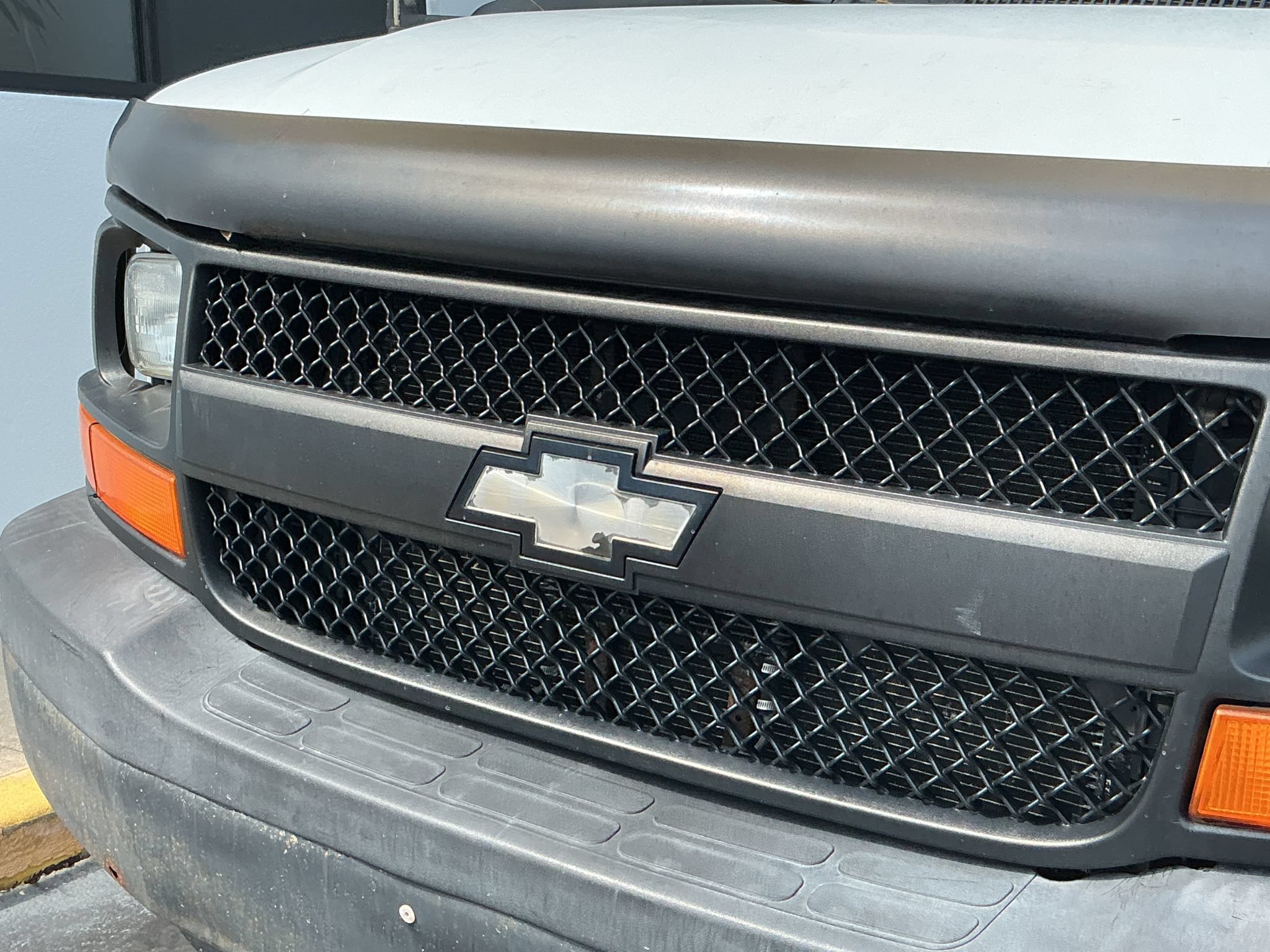 Used 2005 Chevrolet Express 3500 RWD image 28