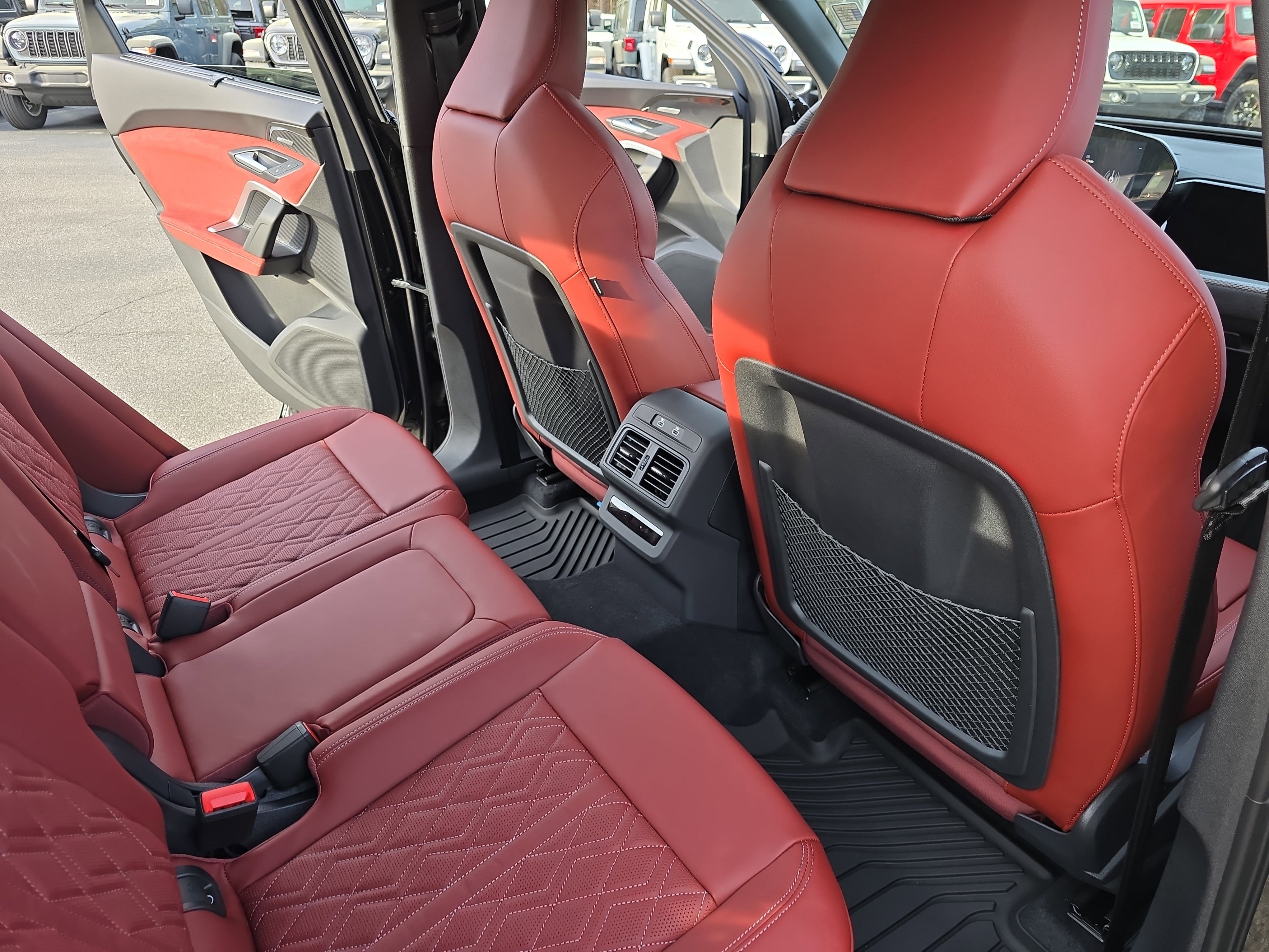 New 2025 Audi SQ5 Premium Plus image 11