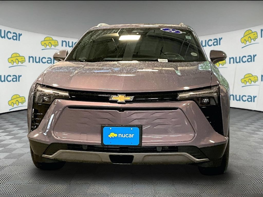 Used 2024 Chevrolet Blazer EV LT AWD/4WD image 2