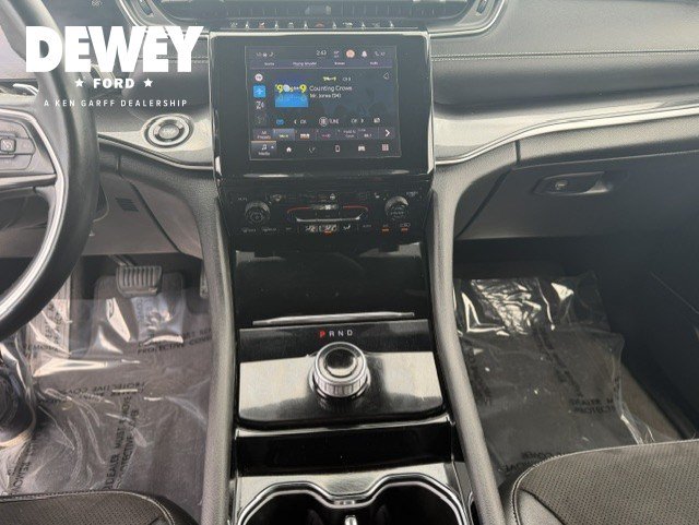 Used 2022 Jeep Grand Cherokee Altitude AWD/4WD image 17