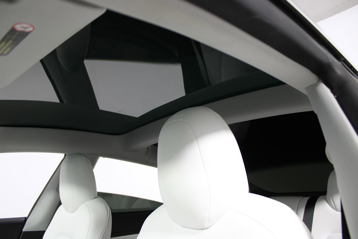 Used 2020 Tesla Model 3 Long Range AWD/4WD image 9