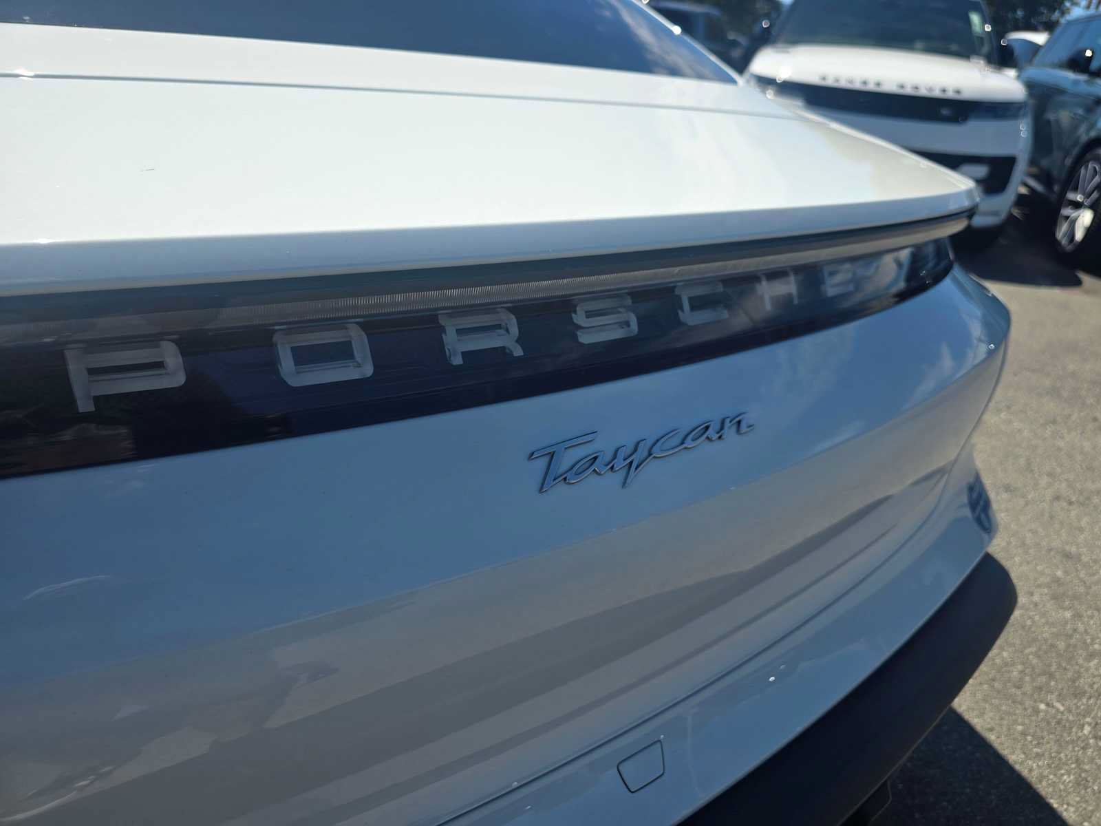 Used 2021 Porsche Taycan RWD image 14