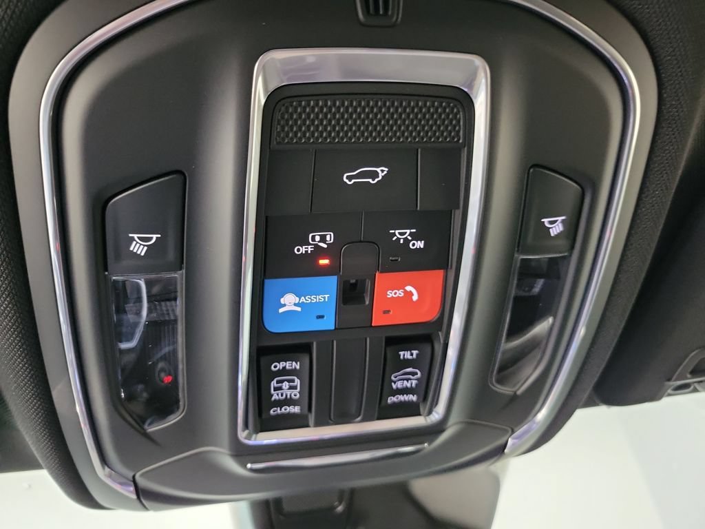 New 2026 Jeep Grand Cherokee Laredo X AWD/4WD image 19