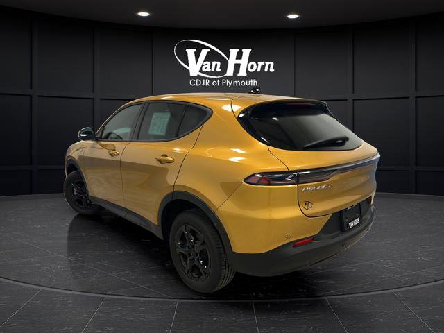 Used 2024 Dodge Hornet GT image 5