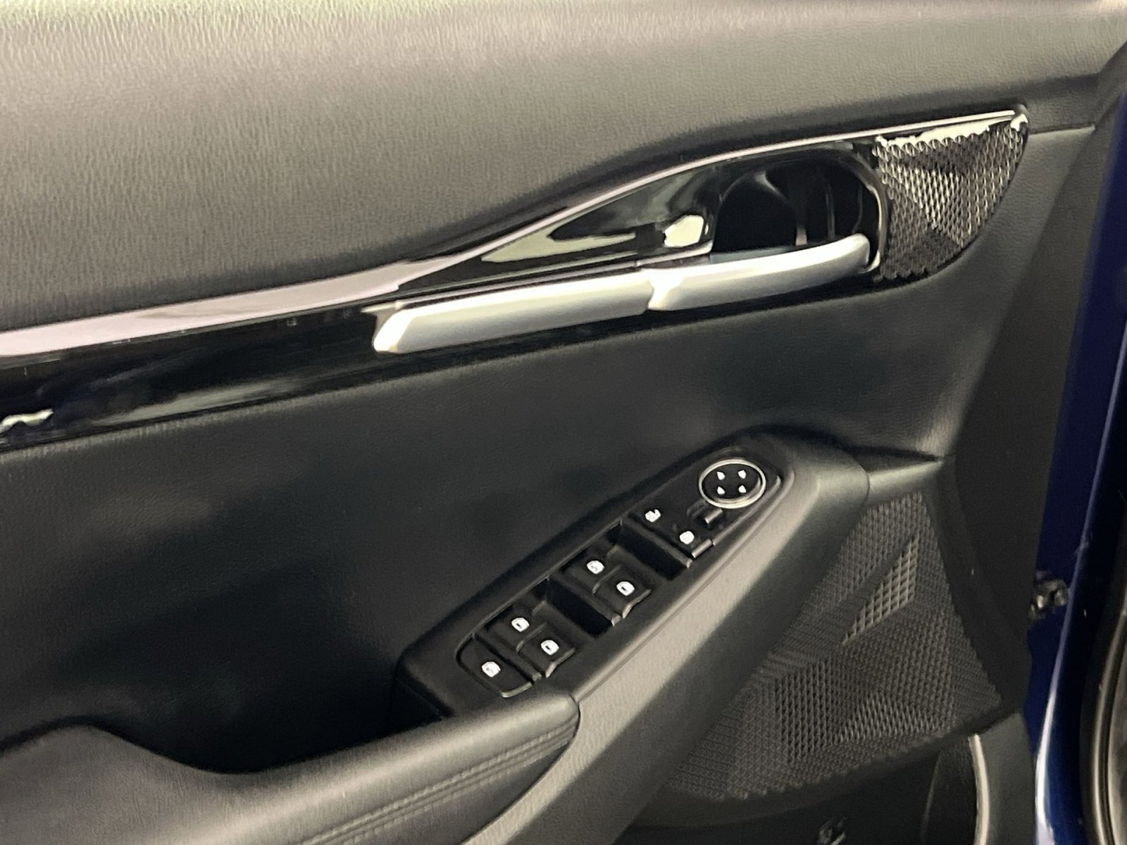 Used 2023 Kia Seltos EX image 15