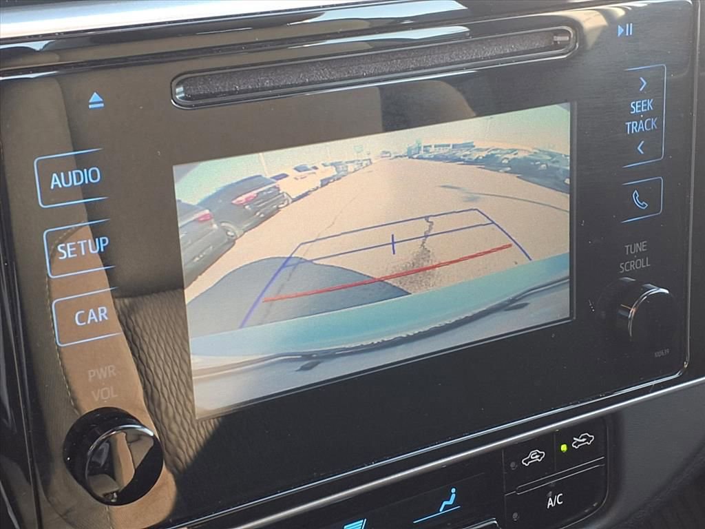 Used 2019 Toyota Corolla L image 22