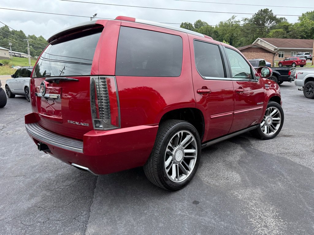 Used 2013 Cadillac Escalade Premium AWD/4WD image 5