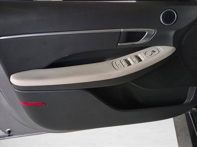 Used 2022 Hyundai Sonata SEL w/ Convenience Package FWD image 7
