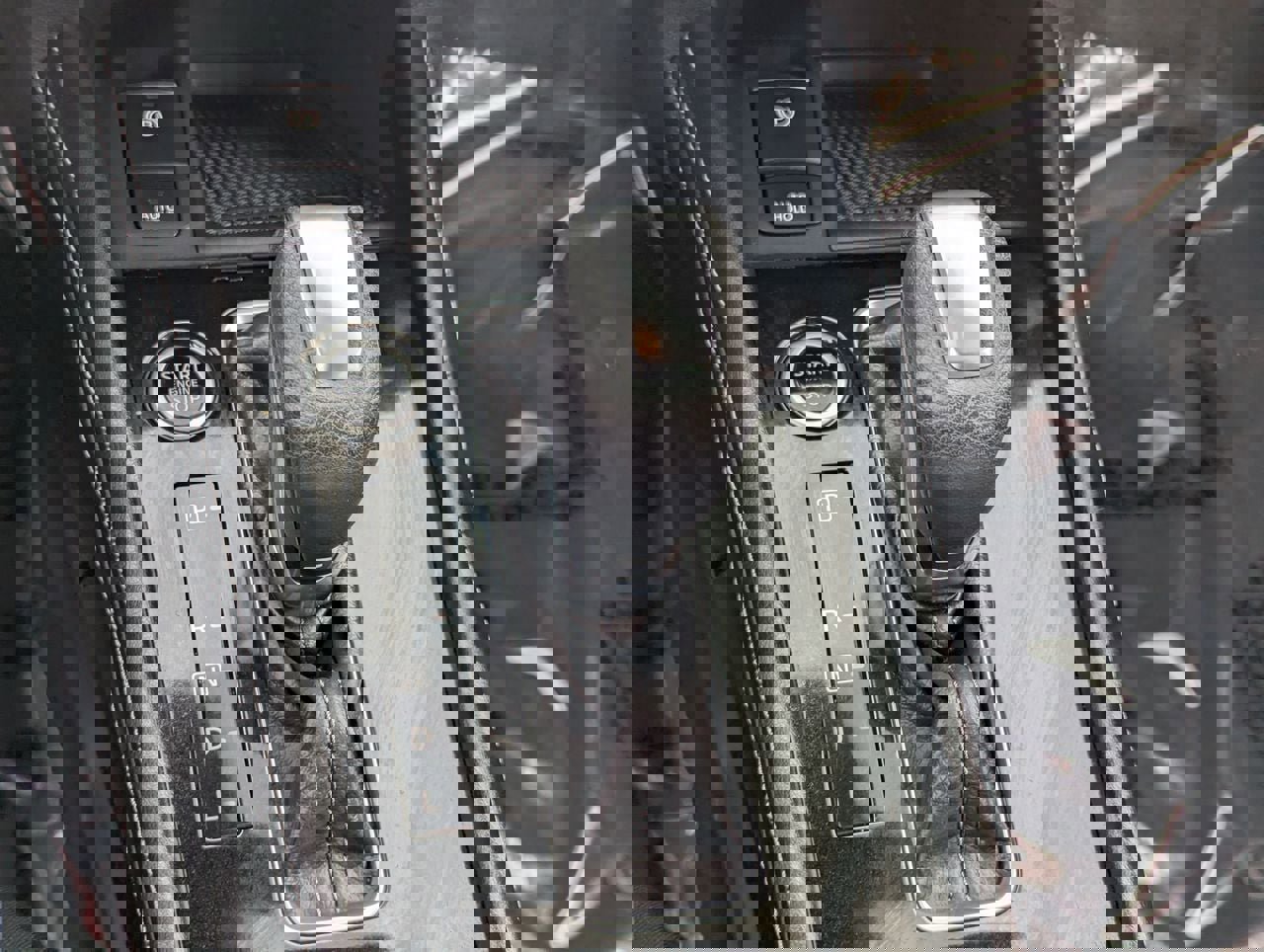 Certified 2024 Nissan Kicks SV w/ Exterior Package image 26