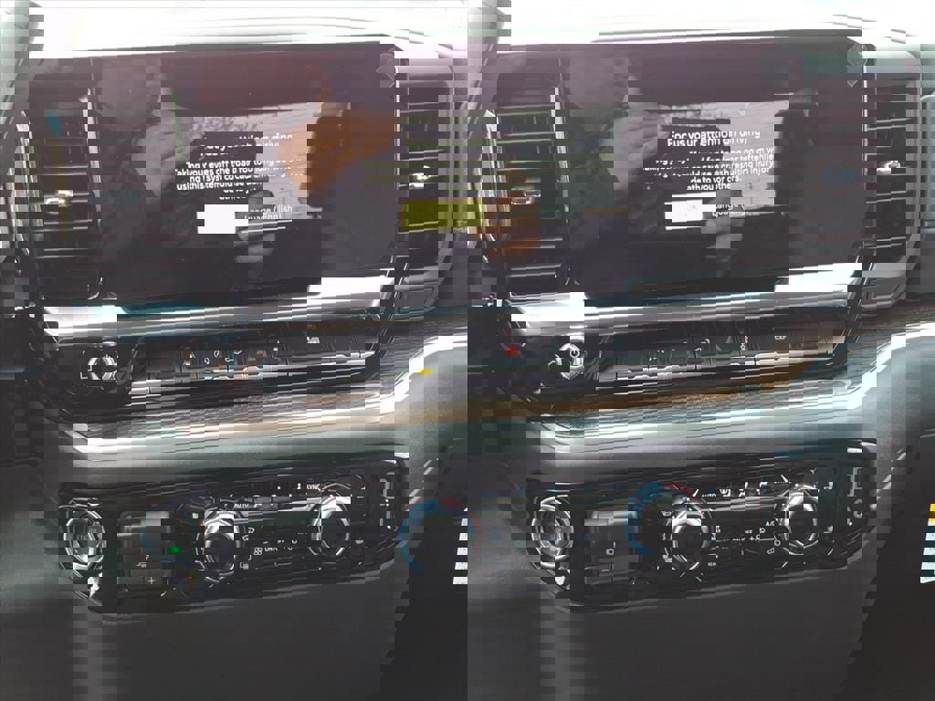 New 2026 GMC Sierra 1500 Elevation image 19