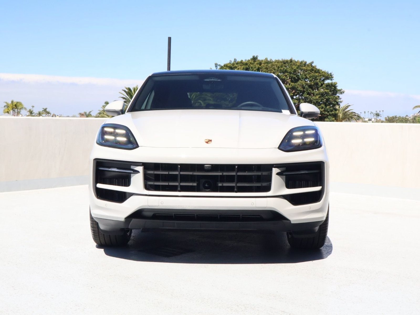 New 2026 Porsche Cayenne Coupe AWD/4WD image 6