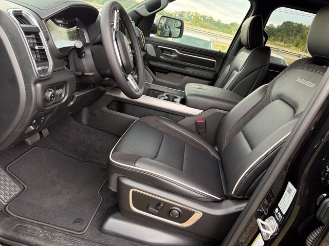 New 2027 RAM 1500 Laramie w/ Night Edition AWD/4WD image 20