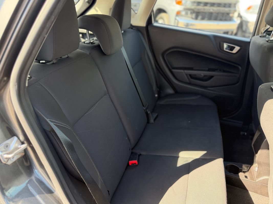 Used 2016 Ford Fiesta SE FWD image 7