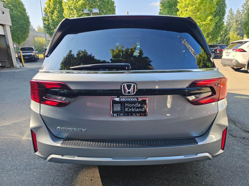 Used 2025 Honda Odyssey EX-L image 6
