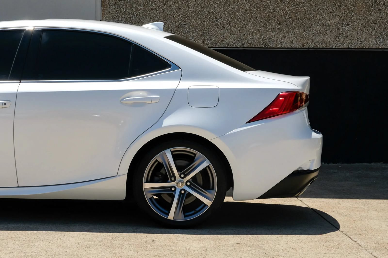 Used 2018 Lexus IS 300 AWD w/ Premium Package image 17