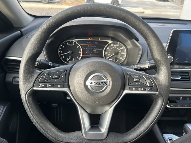 Used 2022 Nissan Altima 2.5 SV image 23