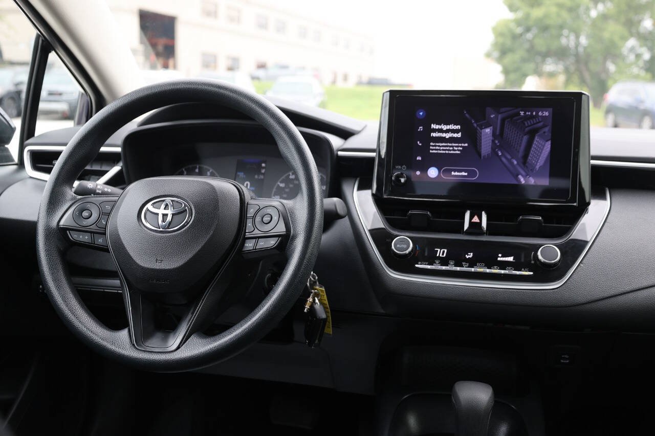 Used 2023 Toyota Corolla LE FWD image 23