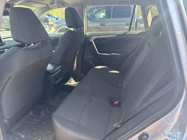 Used 2023 Toyota RAV4 LE AWD/4WD image 12