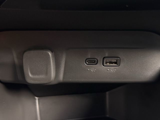 New 2026 Chevrolet Trax ACTIV FWD image 21