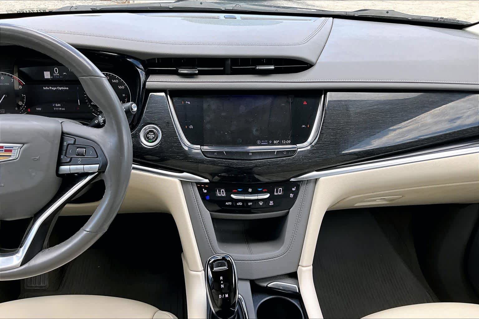Used 2021 Cadillac XT6 Premium Luxury FWD image 7