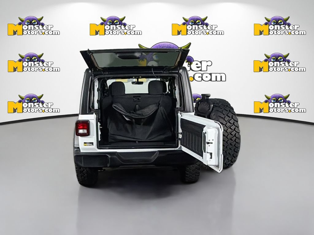 Used 2022 Jeep Wrangler Sport AWD/4WD image 26