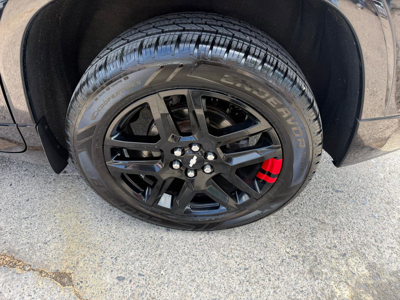 Used 2019 Chevrolet Traverse Premier w/ Redline Edition AWD/4WD image 11