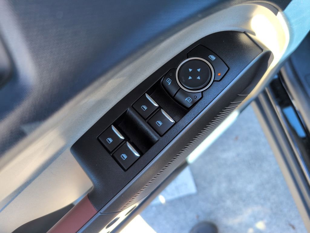 New 2026 Ford Maverick Lariat w/ 4K Tow Package AWD/4WD image 27